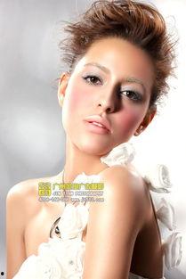 摄影化妆花絮图片欣赏,摄影化妆花絮瞬间捕捉