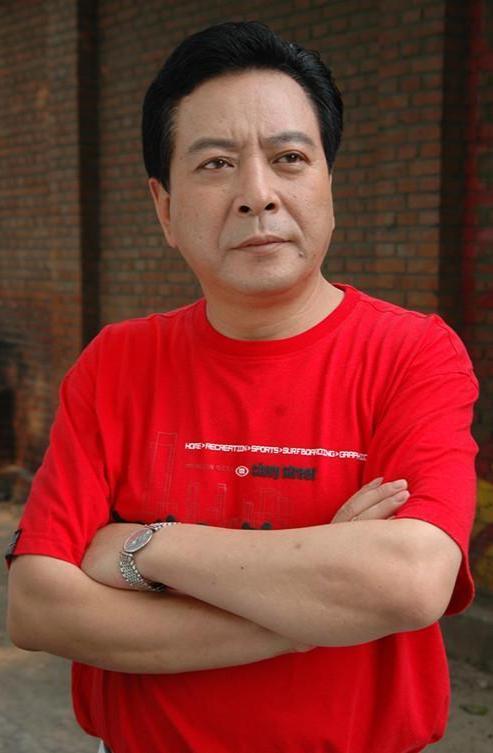 演员李铁军老婆,揭秘演员背后的贤内助